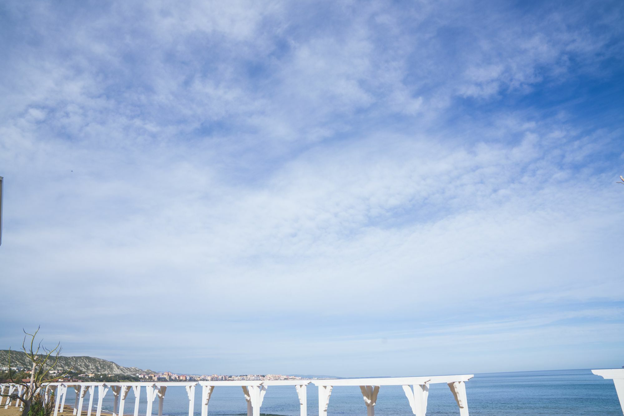 Hotel Lido Degli Scogli โครโตเน ภายนอก รูปภาพ